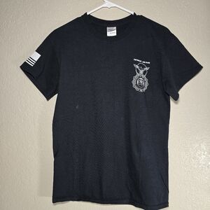 Gildan Ultra Cotton Military Graphic T-Shirt – Size S – Classic and Patriotic